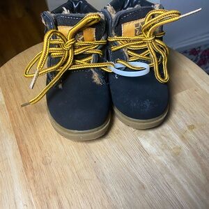 Kids Black and Tan Boots